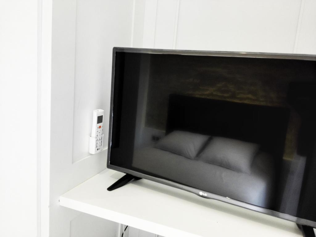 Apartamentos Adriano Siviglia Esterno foto