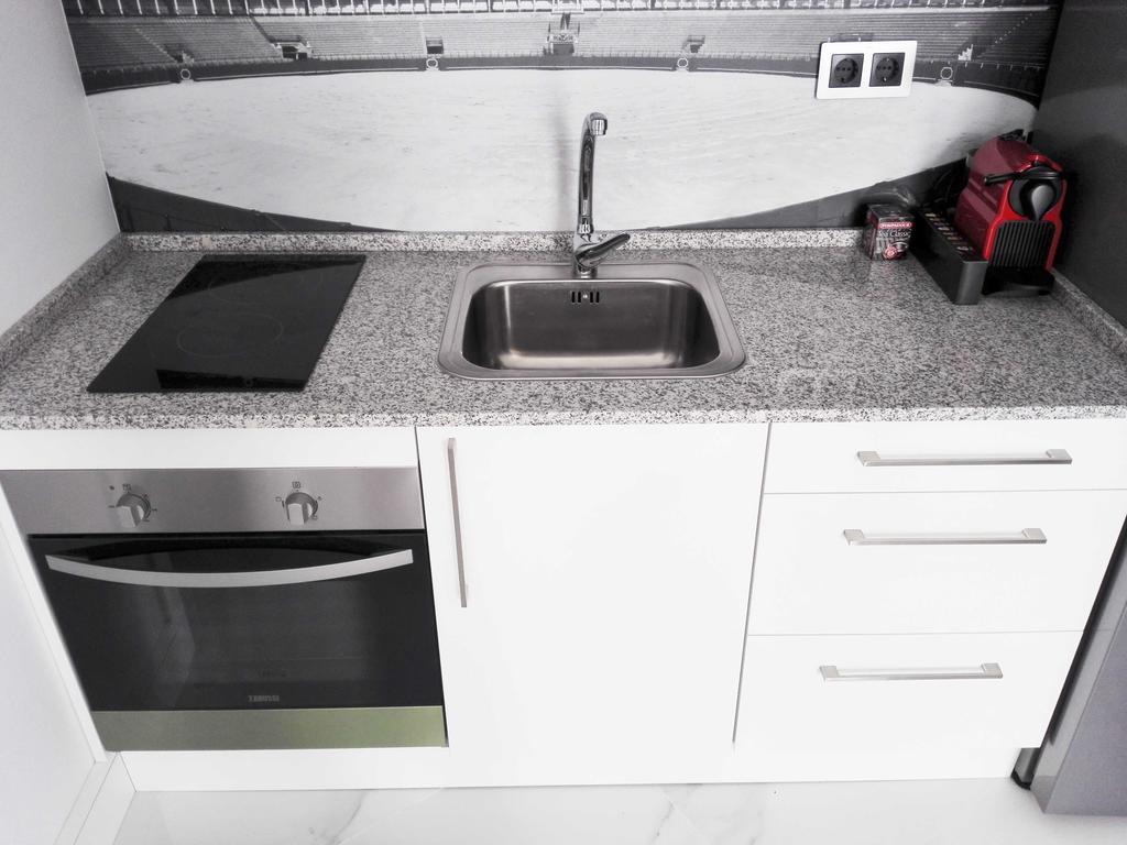 Apartamentos Adriano Siviglia Camera foto